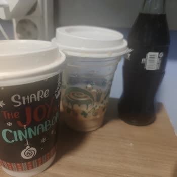 Yemeksepeti Cinnabon Viaport Siparişim Tamamen Dökülmüştü