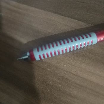 Pensan Kalem IQ Duo 0.7 Kalemin Metal Ucu Tam Çıkmıyor