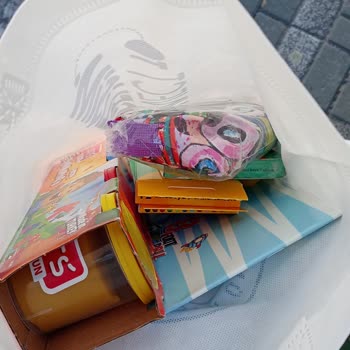 Haseki Koleji Memnun Kalmadım, Haksızlık, Haksız Para Kazancı, İlgisizlik, Yalan