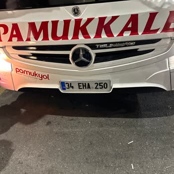 Pamukkale Turizmle Yolculuk Esnasında Valiz Kırıldı