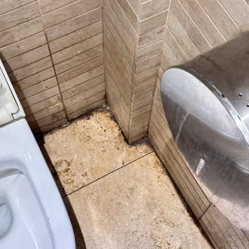Kahve Dünyası Kullanılmayacak Halde WC Olması