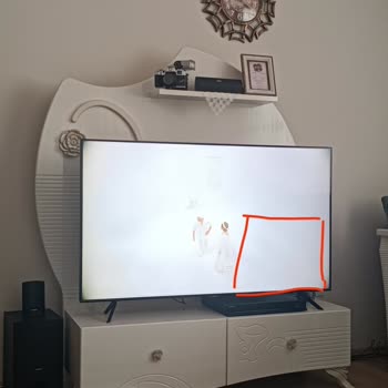 Samsung 58" Q60T QLED TV - Persistent Shadow Issues