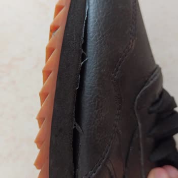 Reebok Ayakkabım 5 Günde Çöp Oldu
