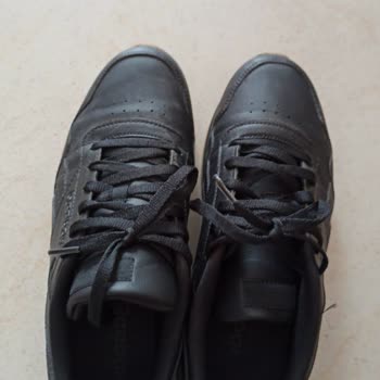 Reebok Ayakkabım 5 Günde Çöp Oldu