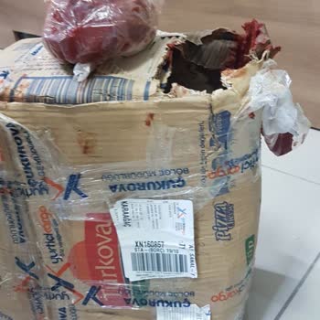 Yurtiçi Kargo Hasar Görmüş Kargo Paketi