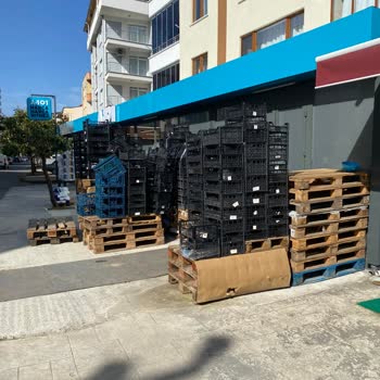 A101 Kaldırım İşgali Ve Mağazama Verilen Zarar