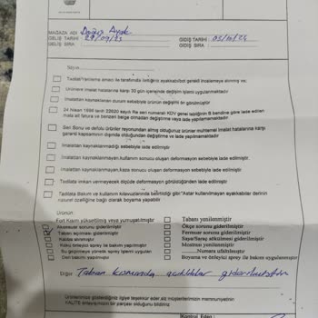 Vicco Kusurlu Ayakkabıyı Yapıştırıcı İle Yapıştırıp Geri Gönderdi