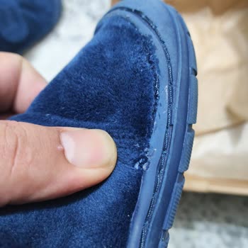 Vicco Kusurlu Ayakkabıyı Yapıştırıcı İle Yapıştırıp Geri Gönderdi