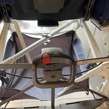 İnglesina Bebek Arabası Kırılma