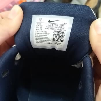 FLO Ayakkabı Mağazasından Alınan Nike Ayakkabı