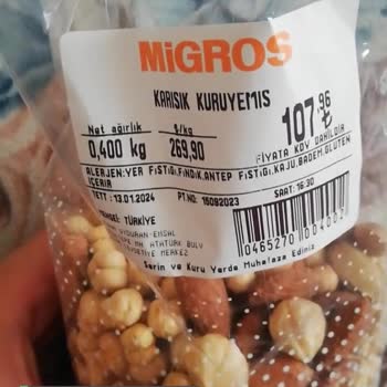 Migros Rutubetli Ve Yenmeyecek Durumda Olan Karışık Kuruyemiş