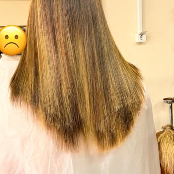 Saç'a Kuaför (İzmir) Bostanlı Saça Kuaför