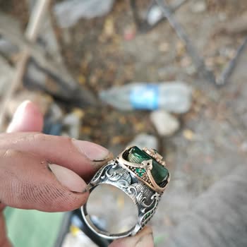 Yüzükçü Hasarlı Gümüş Yüzük