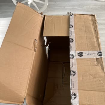 Amazon 2. El Kırık Dökük Ürün Gönderdi