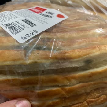 A101 Küflü Yiyecekler Reyonda