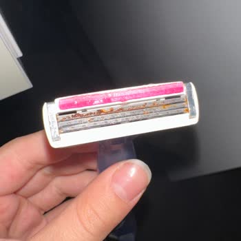 Bic Jilet Bıçağının Pas Tutması