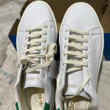 Adidas'ın Defolu Ürün Göndermesi