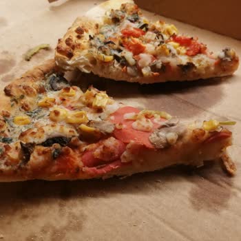 Domino's Pizza Klasik Hamura Fark Alıyor Yapmıyor Farkı İade Etmiyor