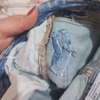 Bershka Kot Pantolon Yırtığı