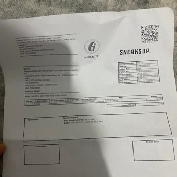 Sneaks Up Nike Ayakkabıda Açılma Ve Deri Çatlaması
