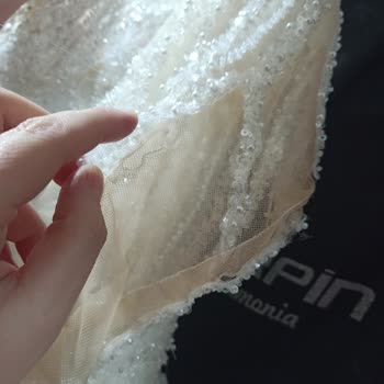 Şahsenem Gelinlik & Nişanlık & Bindallı Satıcının Üslupsuz Yaklaşımı, Kirli Ve Kötü Ürünler Vermesi