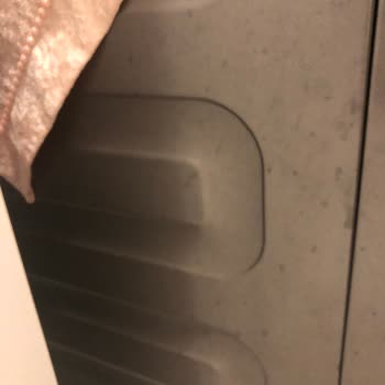 Arçelik Çamaşır Makinesinin Dış Yüzeyinde Kararma Olması