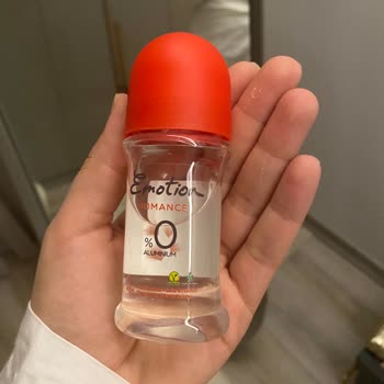 Emotion Aldığım Ürünler Orijinal Değil Hatta Biri Bozuk.