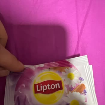 Lipton Çayımın İçinde Paket Var Ama Kendisi Yok