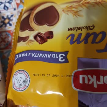 Torku İlginç Beyaz Kabarcıklar