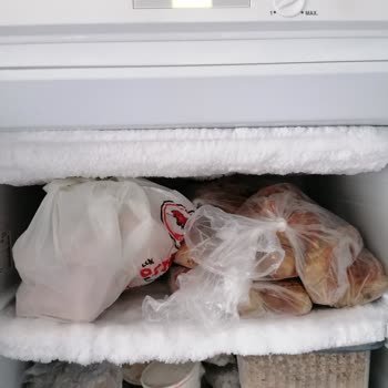 Beko 7 Çekmeceli Dondurucu Aşırı Karlanma Yapıyor