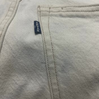 Levis Kot Boya Atması