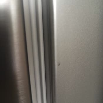 Altus Buzdolabı İnox Boya Kabarmaları