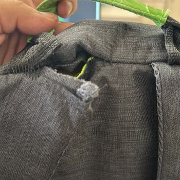 Monster Notebook Laptop Sırt Çantası 1.Ayında Yırtıldı