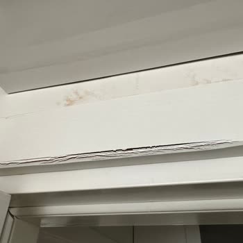 Arçelik Klima, Dört Sefer Servis Gelmesine Rağmen Su Akıtıyor!