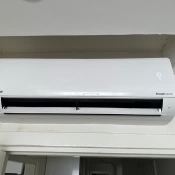 Arçelik Klima, Dört Sefer Servis Gelmesine Rağmen Su Akıtıyor!