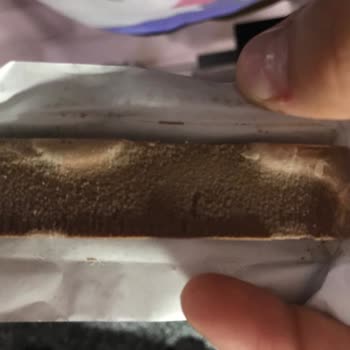 SKT Geçmemiş Milka Milkinis Çikolatanın Bayat Çıkması
