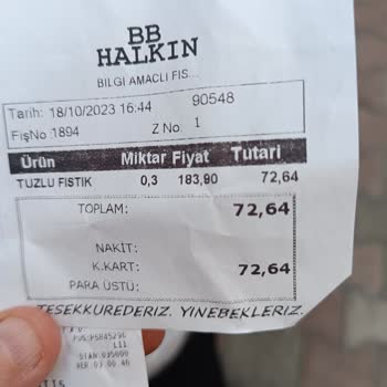 Halkın Kuruyemiş İstanbul Gaziosmanpaşa Pazariçi Bayat Ürün Satıyor