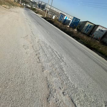 Gebze Belediyesi Yol Yapımı Asfalt Dokumu