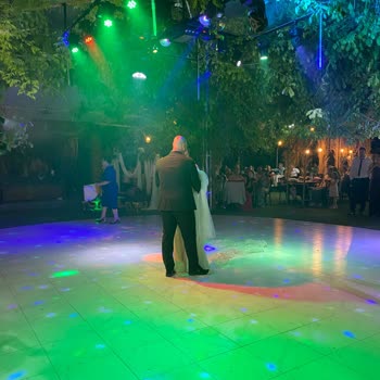 Oleg Cassini Gelinliğim Düğün Gecemde Yırtıldı