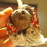 Migros Bonart Kurtlu Çikolata Satıyor