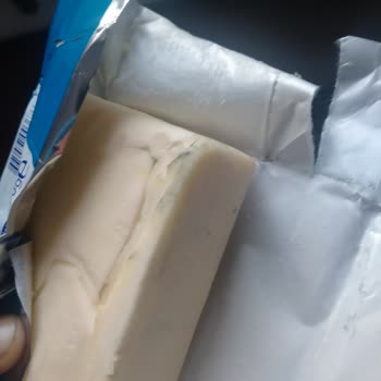 BİM'den Alınmış Tereyağı Küflenmiş