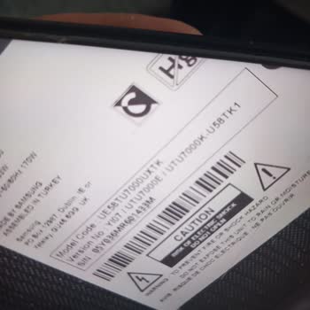 Samsung Televizyonun Ledleri Yandı