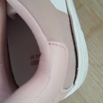 Bershka Spor Ayakkabının Kalitesizliği