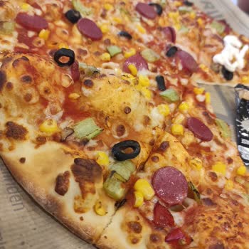 Sbarro Az Malzemeli Pizzası