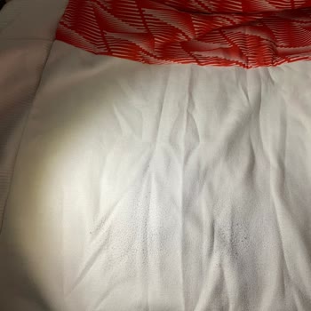 Adidas Kullanılmış Ayıplı Ürün