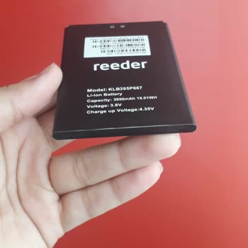 Reeder Batarya Yerine Oturmuyor Şarjı Varken Kapanıyor