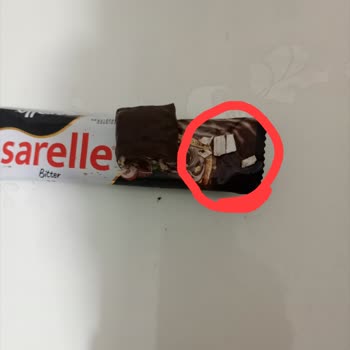 Sarelle Çikolatadan Çıkan Yabancı Parçalar