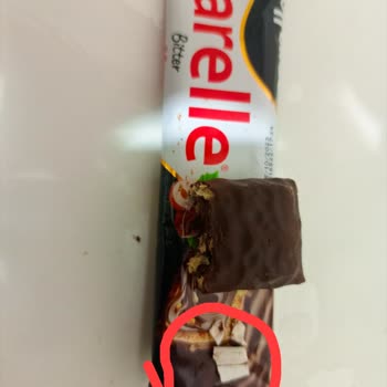 Sarelle Çikolatadan Çıkan Yabancı Parçalar