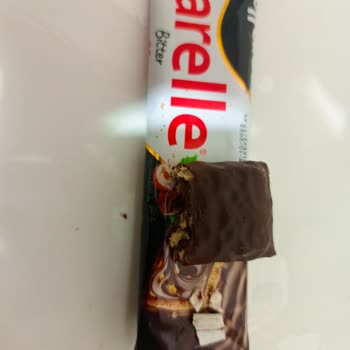 Sarelle Çikolatadan Çıkan Yabancı Parçalar