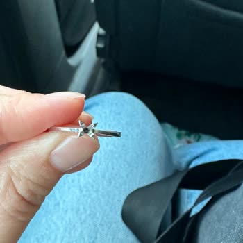 Atasay Kuyumculuk Tektaş Yüzükte Taş Düşmesi